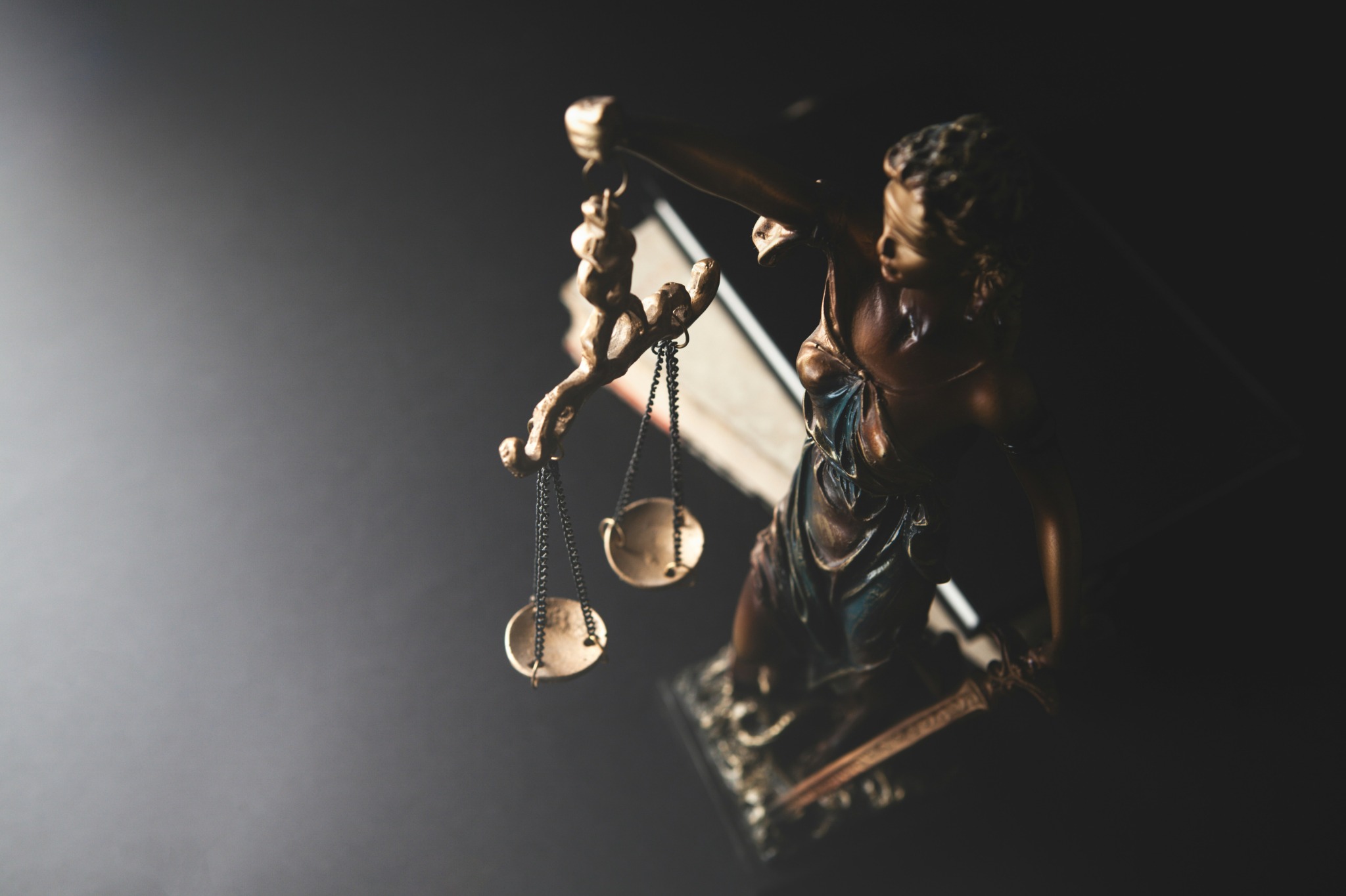 Dettaglio della statua della Giustizia