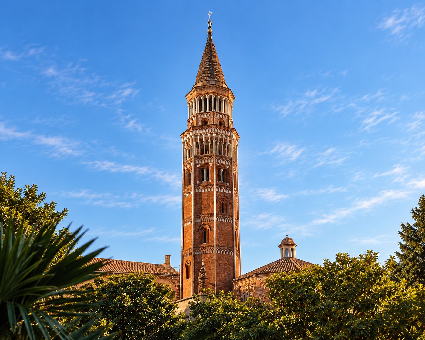 Una torre nel centro storico di Milano